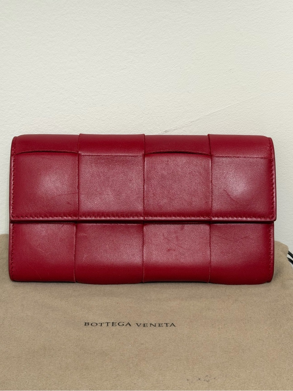Bottega Veneta Cassette Red Wallet. Long Intrecciato Cassette Clutch